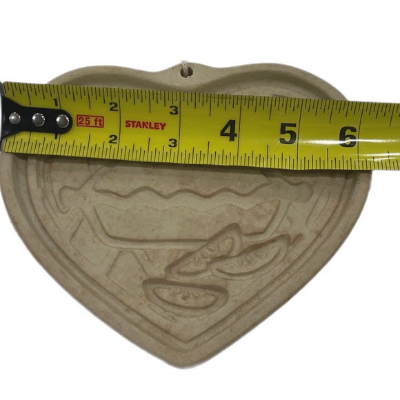 The pampered chef Family Heritage Collection cookie mold Welcome Home Heart - Picture 2 of 4